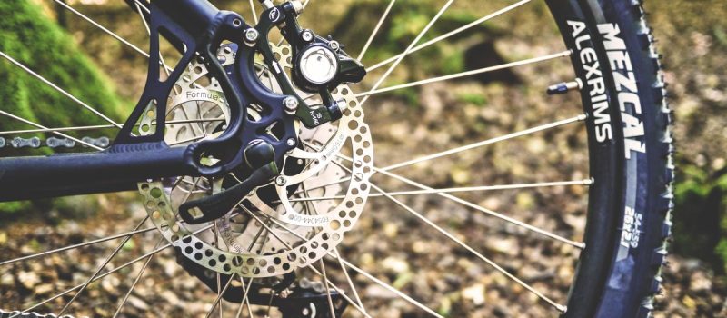 Rower gravel – dlaczego zdobywa coraz większą popularność